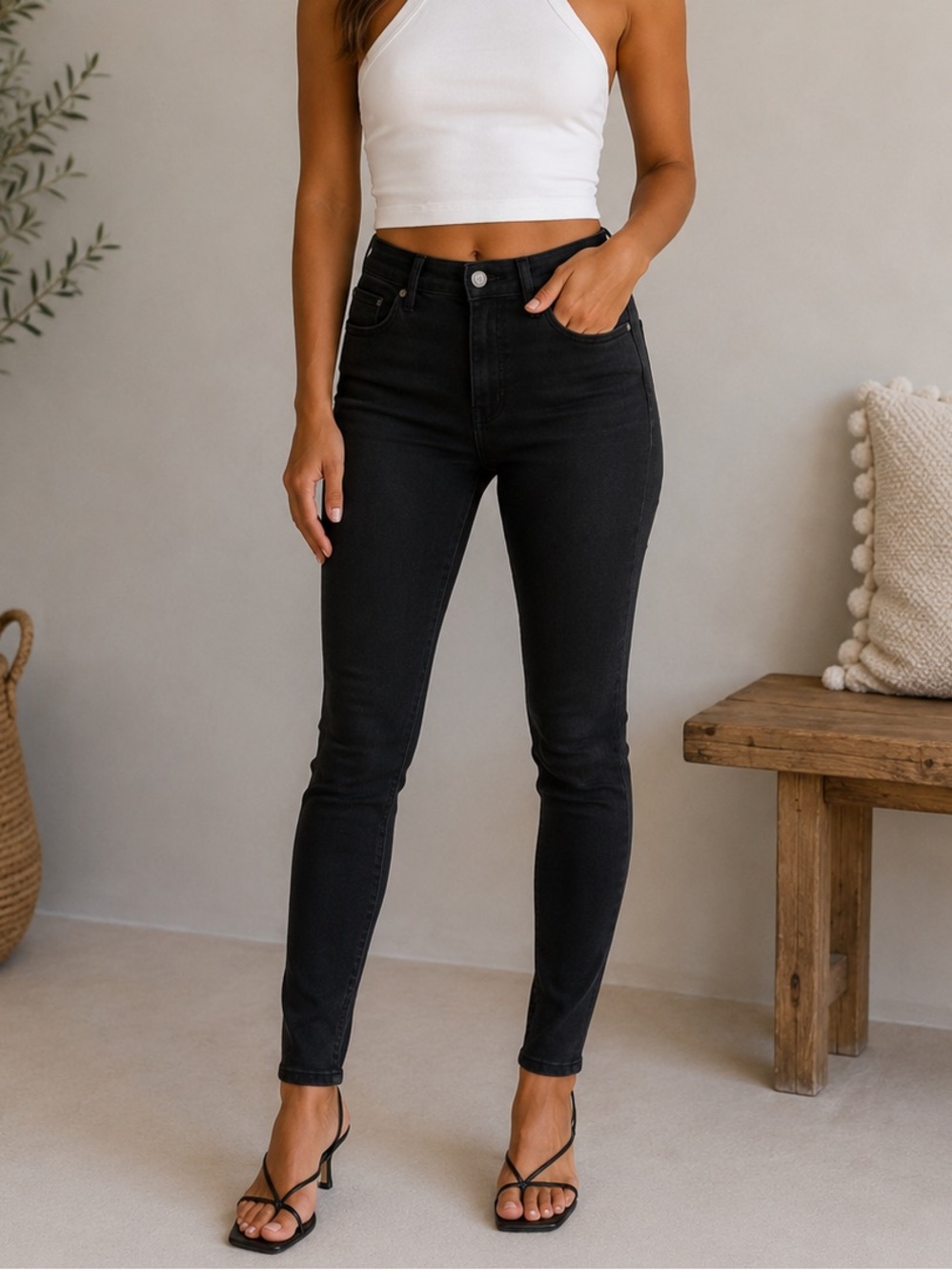 🖤 Levi’s 721 High Rise Skinny Jeans | Black Size 25